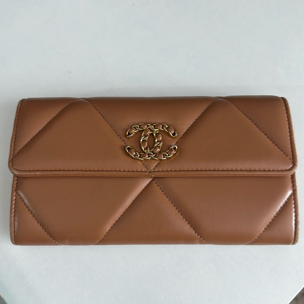 Lambskin Quilted Chanel 19 Flap Wallet Brown